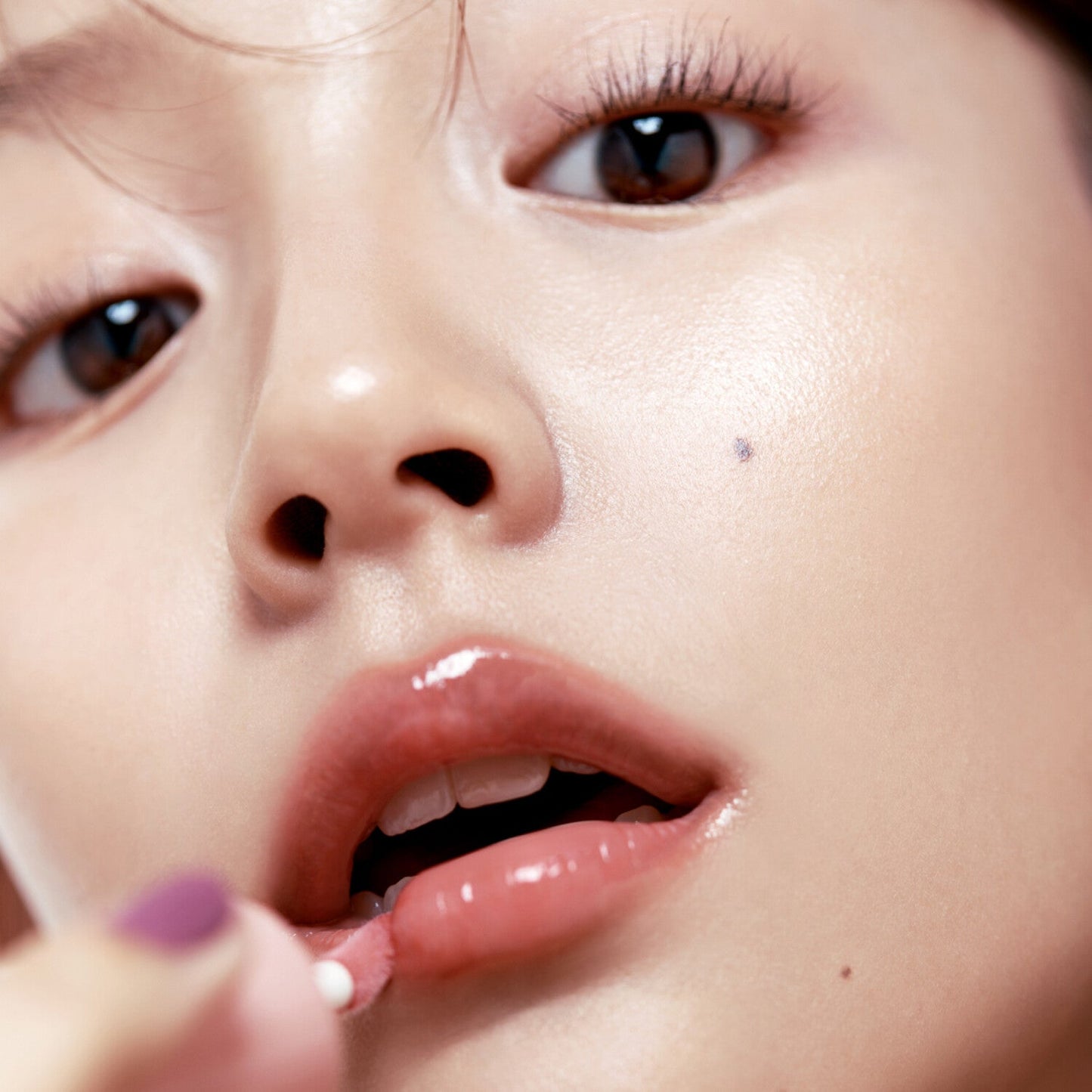 fwee 3D Voluming Gloss 5.3g - Radiance Revolution