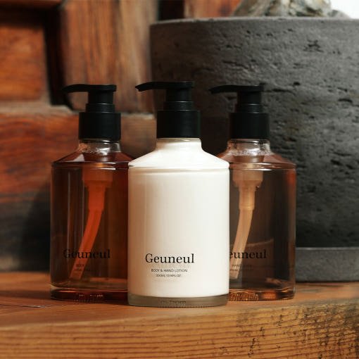 I'm from Body & Hand Lotion 300g - Radiance Revolution