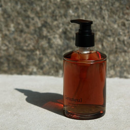 I'm from Body Wash 300g - Radiance Revolution