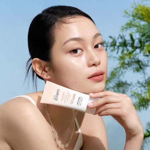 make p:rem Glow Beige Tone Up Sun Cream 50ml.