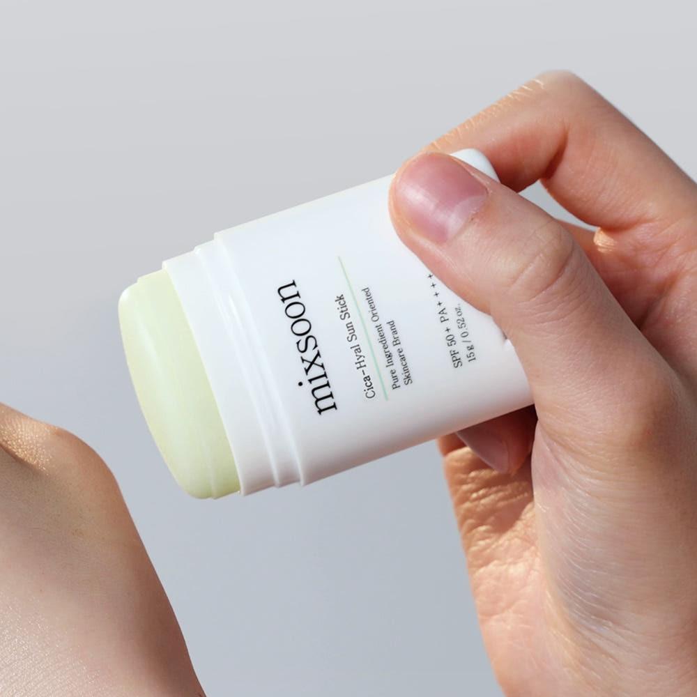 mixsoon Cica-Hyal Sun Stick SPF 50+ PA++++ 15g.