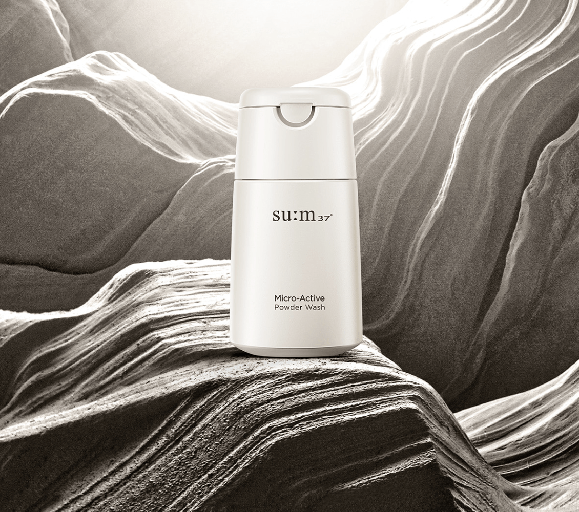 su:m37 Micro-Active Powder Wash 60g - Radiance Revolution