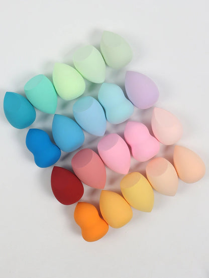Beauty Blender Makeup Sponges.