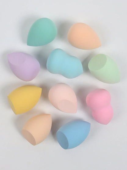 Beauty Blender Makeup Sponges.