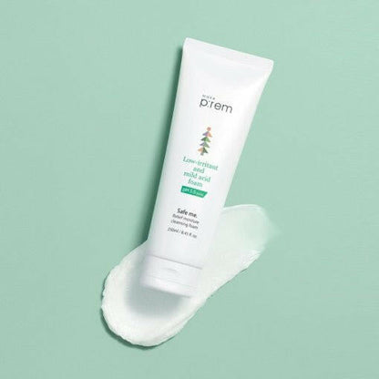 make p:rem Safe Me. Relief Moisture Cleasing Foam 250ml.