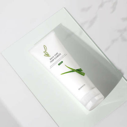 EUNYUL Daily Care ALOE Foam Cleanser 150ml.